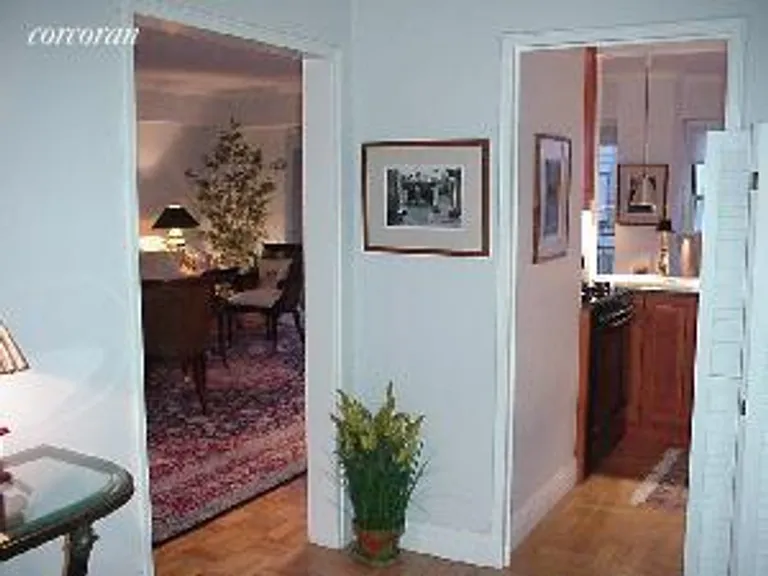 New York City Real Estate | View 118 East 60th Street, 22G | 2 Beds, 2 Baths | View 1