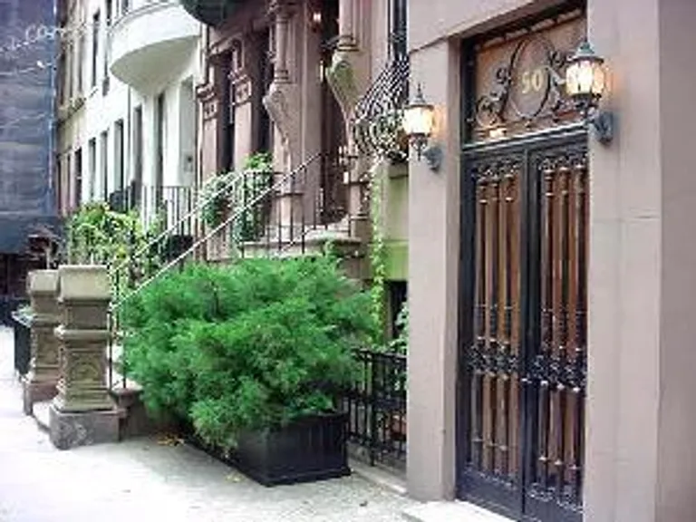 New York City Real Estate | View 50 East 80th Street, 3A | 1 Bed, 1 Bath | View 2