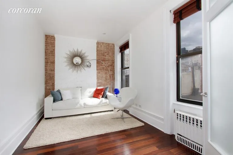 New York City Real Estate | View 234 West 21st Street, 55 | Living Room | View 3