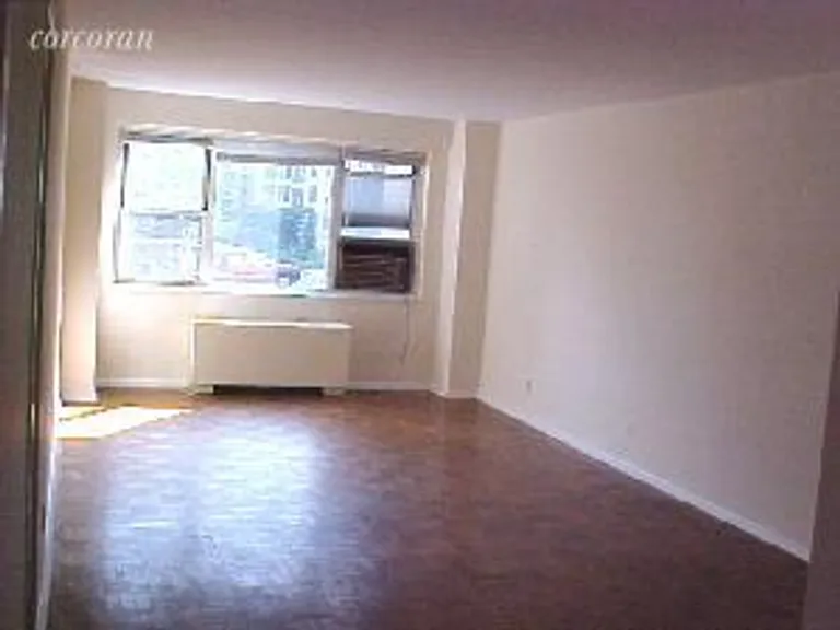 New York City Real Estate | View 321 East 48th Street, 10D | room 2 | View 3
