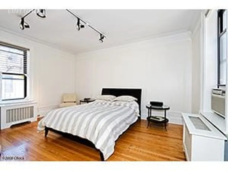 New York City Real Estate | View 253 West 16th Street, 6I | 1 Bath | View 1
