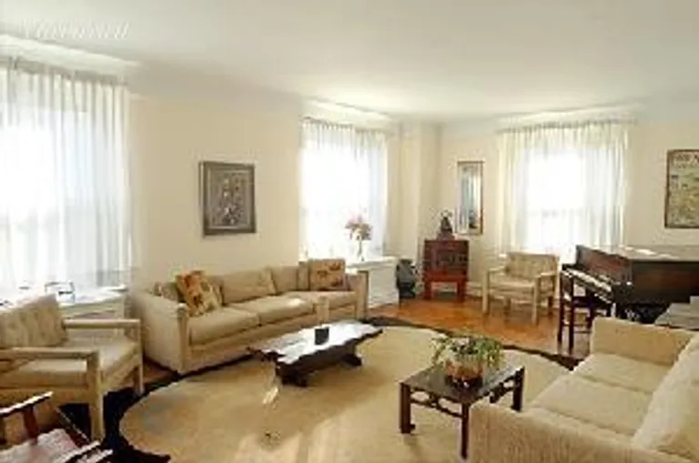 New York City Real Estate | View 285 Riverside Drive, 12G | 3 Beds, 2 Baths | View 1