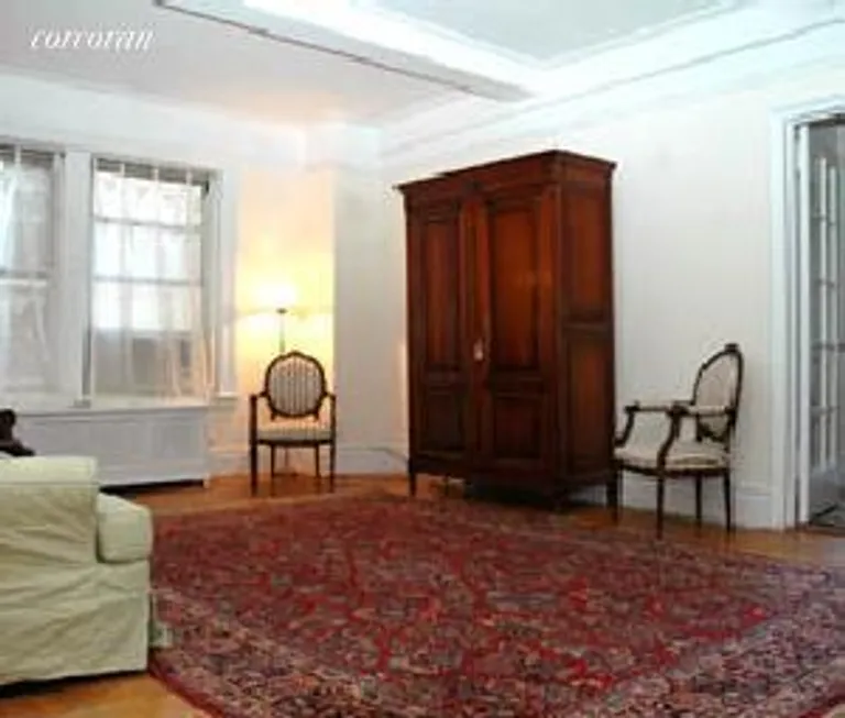 New York City Real Estate | View 515 West End Avenue, 8A | 2 Beds, 2 Baths | View 1