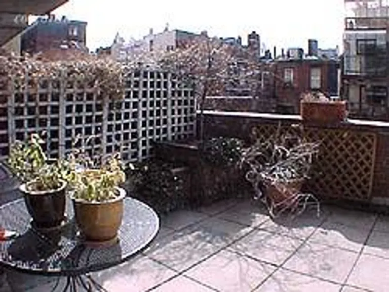 New York City Real Estate | View 130 West 79th Street, 2F | 1 Bed, 1 Bath | View 1