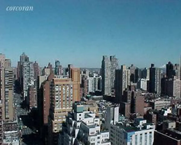 New York City Real Estate | View 188 East 78th Street, 30B | room 1 | View 2