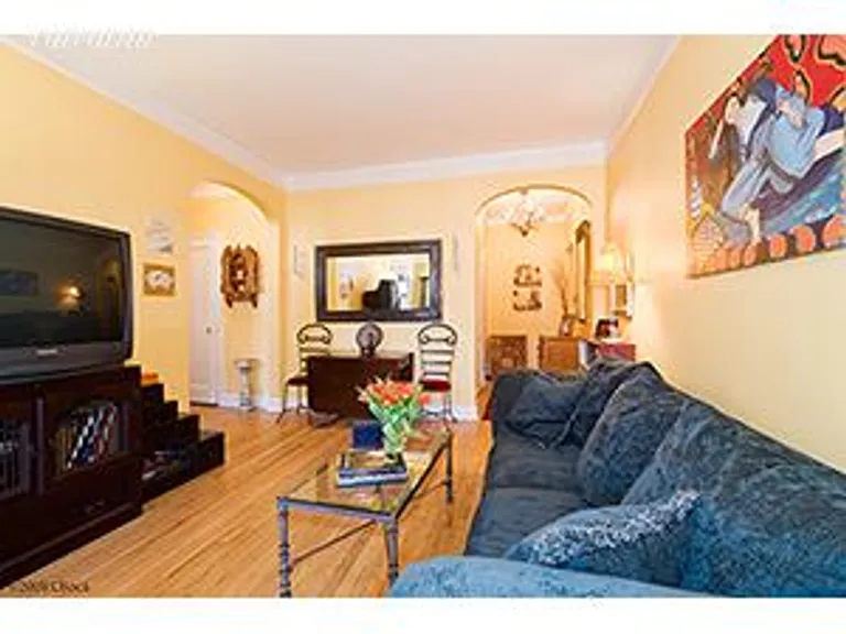 New York City Real Estate | View 320 East 83rd Street, 5C | room 1 | View 2