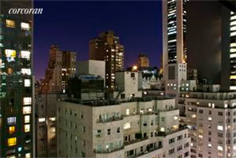 New York City Real Estate | View 112 West 56th Street, 22N | room 7 | View 8