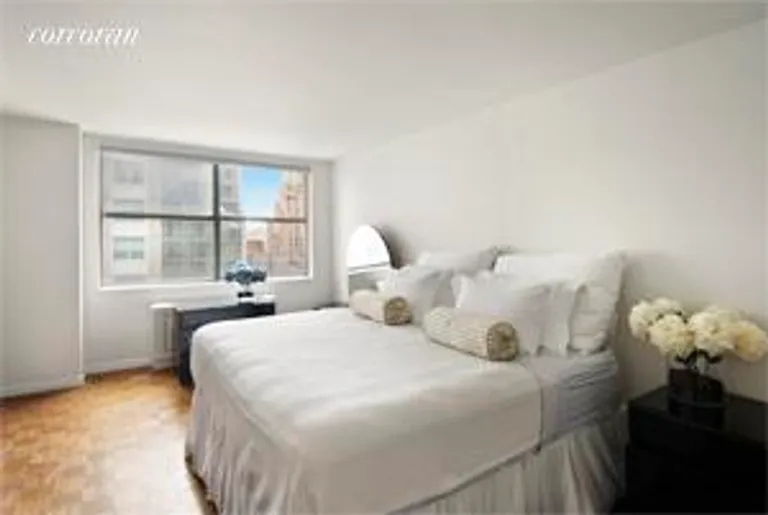 New York City Real Estate | View 112 West 56th Street, 22N | room 9 | View 10
