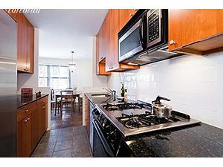 New York City Real Estate | View 180 West End Avenue, 12M | room 2 | View 3