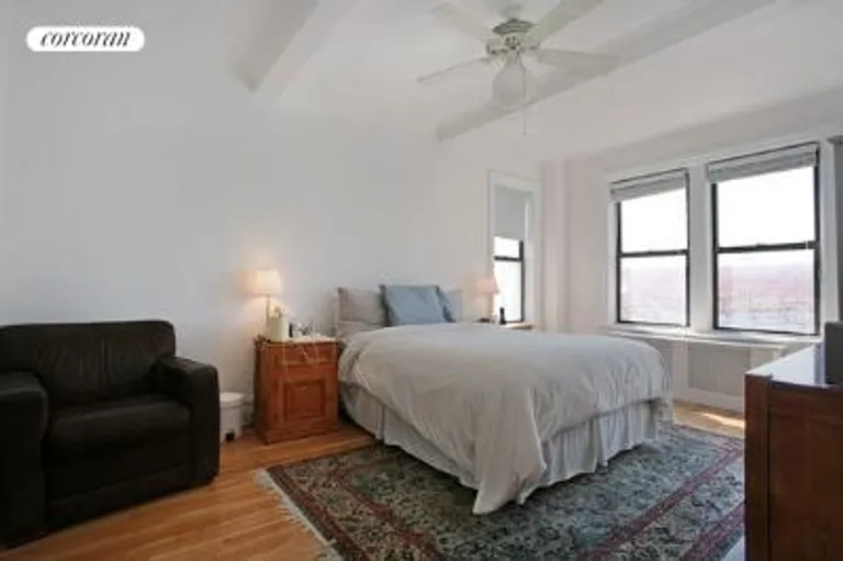 New York City Real Estate | View 467 Central Park West, 8F | room 3 | View 4