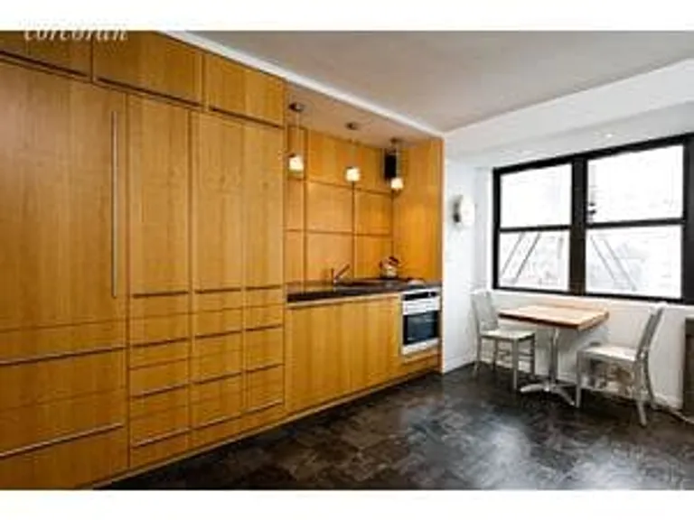 New York City Real Estate | View 115 East 9th Street, 15P | room 1 | View 2