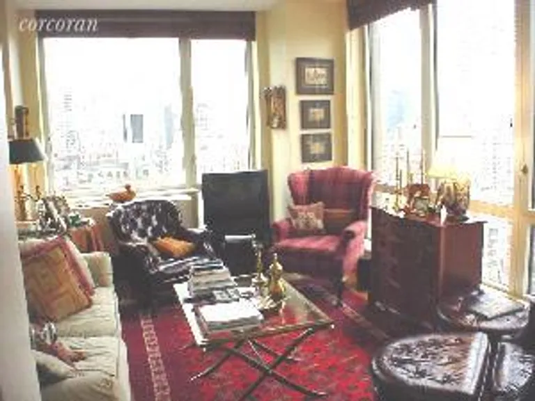New York City Real Estate | View 401 East 60th Street, 20B | 2 Beds, 2 Baths | View 1