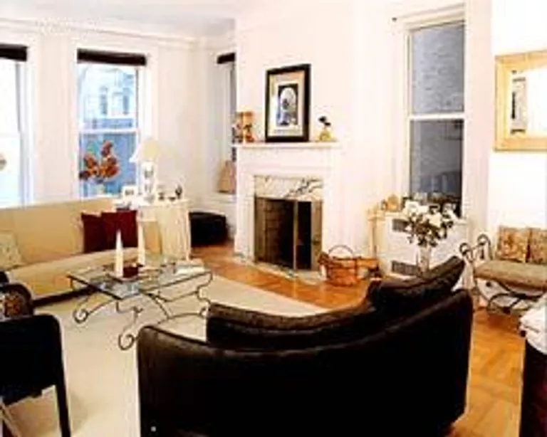 New York City Real Estate | View 137 Riverside Drive, 4A | 2 Beds, 2 Baths | View 1