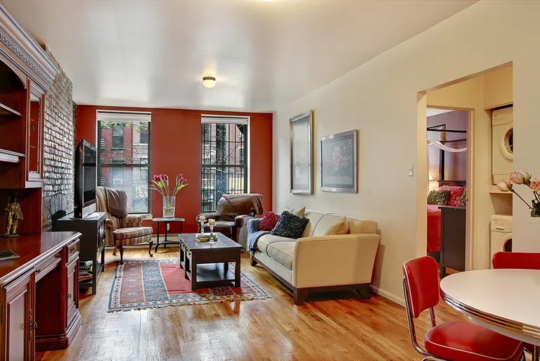 New York City Real Estate | View 69 West 106Th Street, 2A | 2 Beds, 1 Bath | View 1
