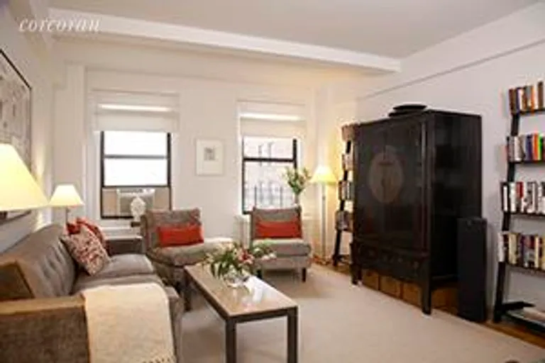 New York City Real Estate | View 123 West 93rd Street, 7I | 2 Beds, 1 Bath | View 1