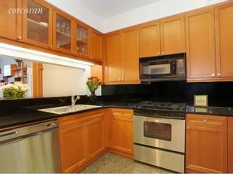 New York City Real Estate | View 220 Riverside Boulevard, 20A | room 1 | View 2