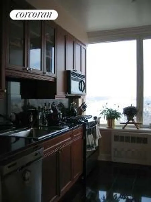New York City Real Estate | View 220 Riverside Boulevard, 41B | room 10 | View 11