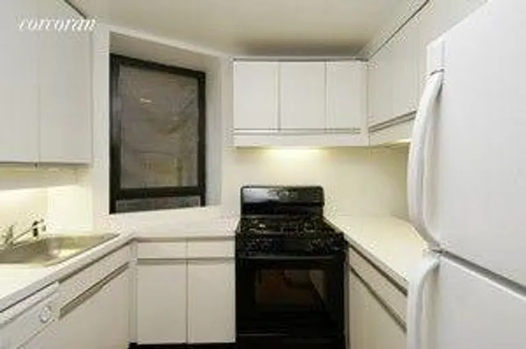 New York City Real Estate | View 250 West 88th Street, 201 | room 2 | View 3
