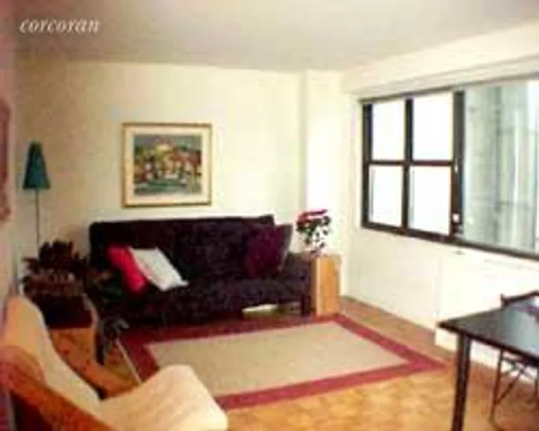 New York City Real Estate | View 115 East 9th Street, 12R | room 2 | View 3
