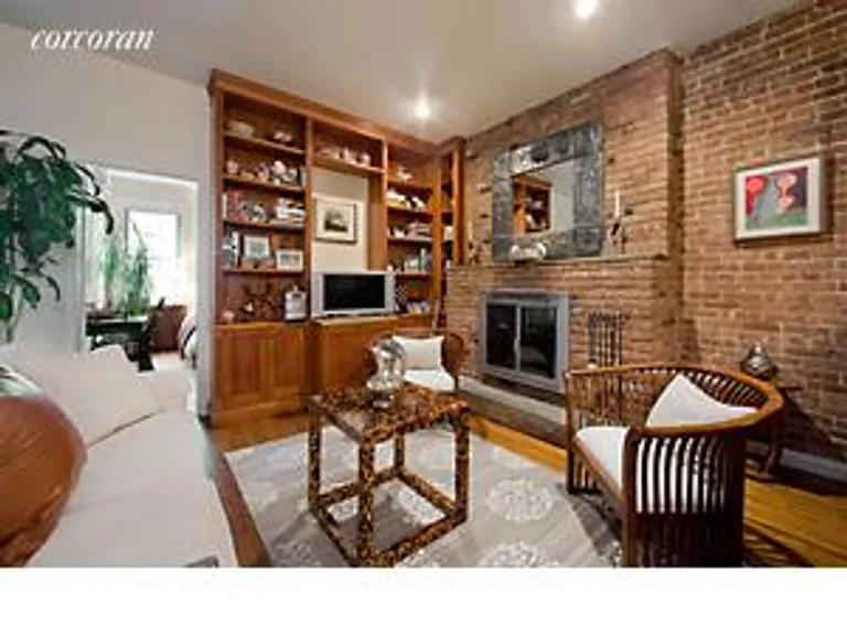 New York City Real Estate | View 338 East 78th Street, 2R | 1 Bed, 1 Bath | View 1