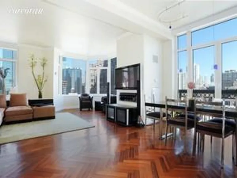 New York City Real Estate | View 400 East 51st Street, 15A | room 1 | View 2