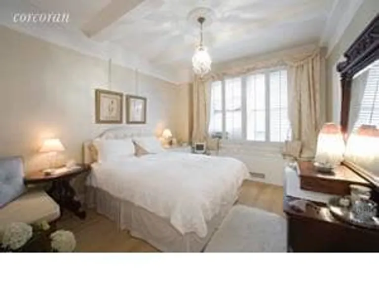 New York City Real Estate | View 27 West 55th Street, 64 | room 2 | View 3