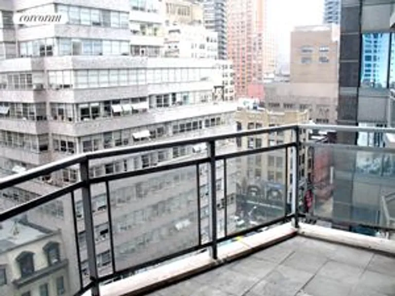 New York City Real Estate | View 118 East 60th Street, 12C | room 4 | View 5