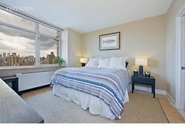 New York City Real Estate | View 1760 Second Avenue, 30B | room 1 | View 2