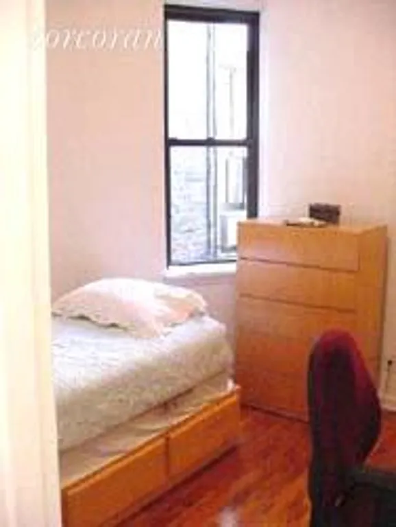New York City Real Estate | View 424 East 77th Street, 5C | room 2 | View 3