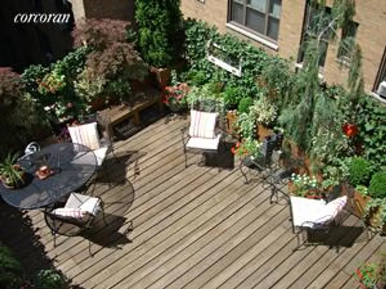 New York City Real Estate | View 258 West 93rd Street, 5 | 1 Bed, 1 Bath | View 1