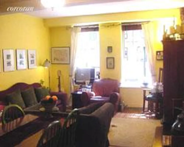 New York City Real Estate | View 410 West 24th Street, 2M | room 2 | View 3