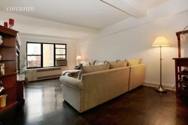 New York City Real Estate | View 330 East 79th Street, 8B | room 1 | View 2