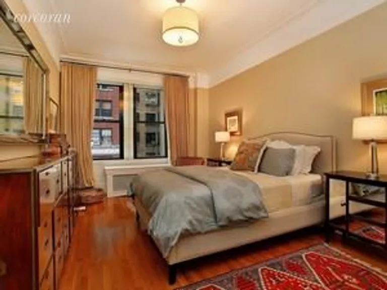 New York City Real Estate | View 465 West End Avenue, 4B | room 1 | View 2