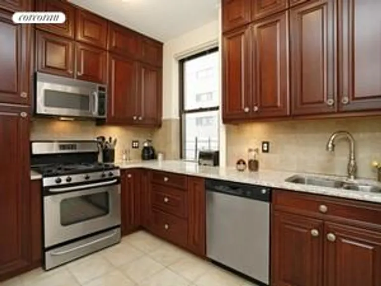 New York City Real Estate | View 46 West 95th Street, 4A | Renovated, WIndowed Kitchen | View 4