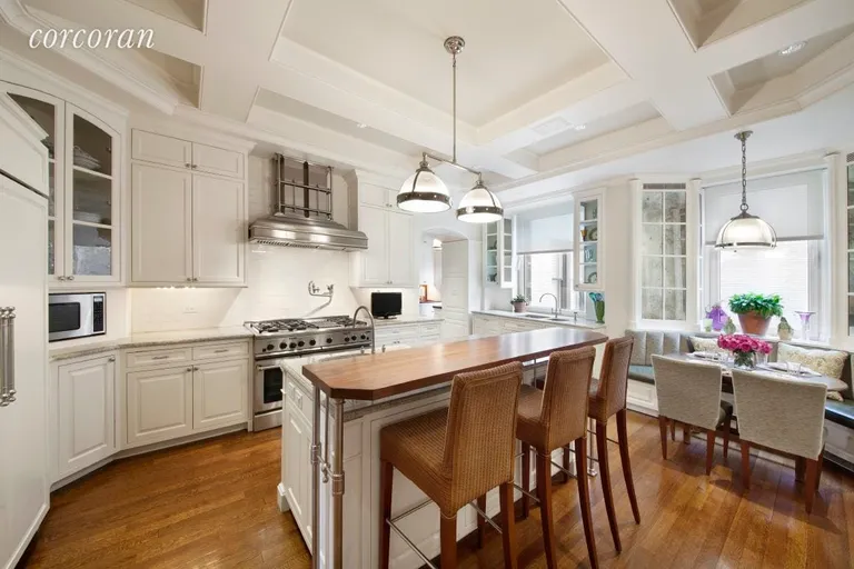 New York City Real Estate | View 720 Park Avenue, 16A | Spacious Eat in Kitchen with butler's pantry | View 4