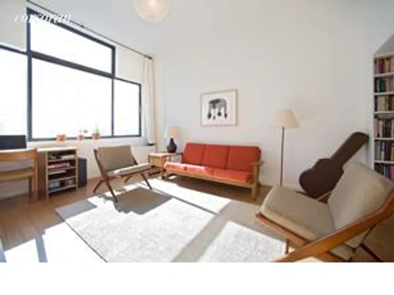 New York City Real Estate | View 77 Bleecker Street, 814 | 1 Bed, 2 Baths | View 1