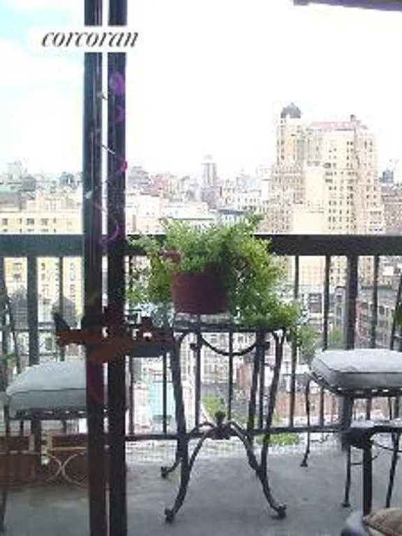 New York City Real Estate | View 253 West 73rd Street, 17-18G | room 3 | View 4