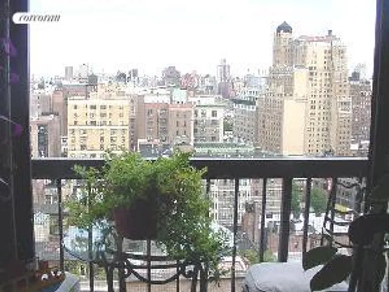 New York City Real Estate | View 253 West 73rd Street, 17-18G | room 4 | View 5