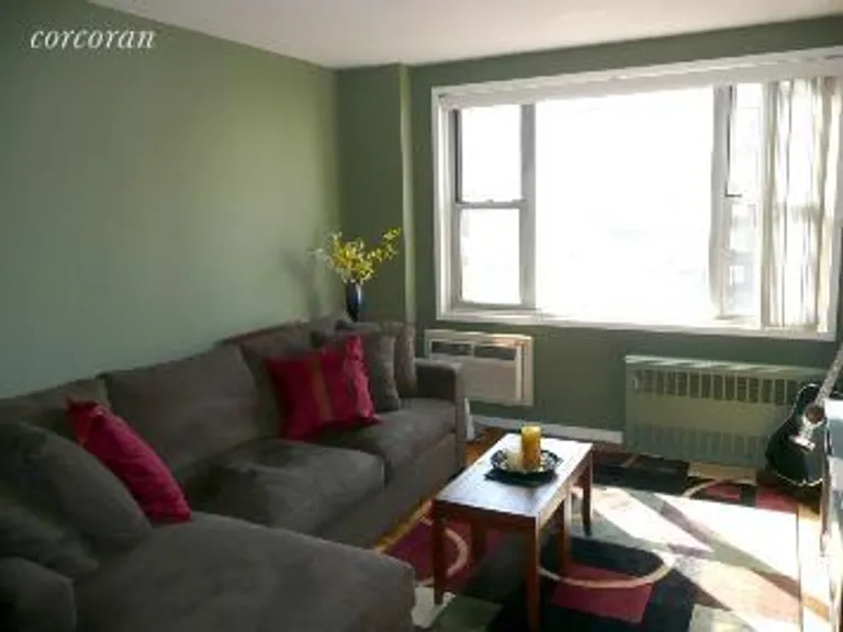 New York City Real Estate | View 435 East 77th Street, 10E | room 1 | View 2