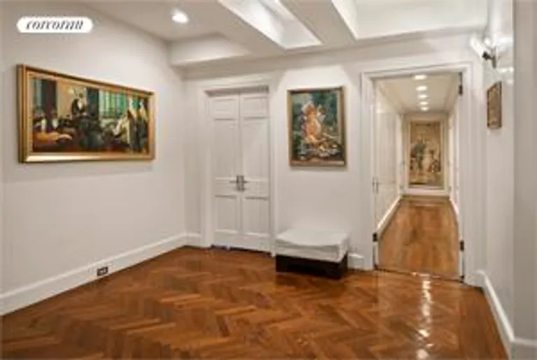 New York City Real Estate | View 333 East 57th Street, 10B | Foyer | View 10