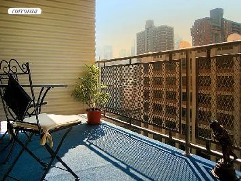 New York City Real Estate | View 303 West 66th Street, 10HW | room 3 | View 4