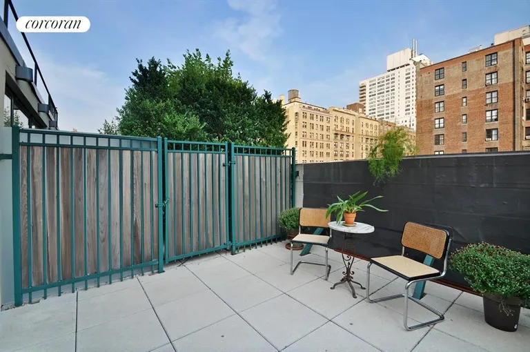 New York City Real Estate | View 100 West 72Nd Street, 6D | Terrace | View 4
