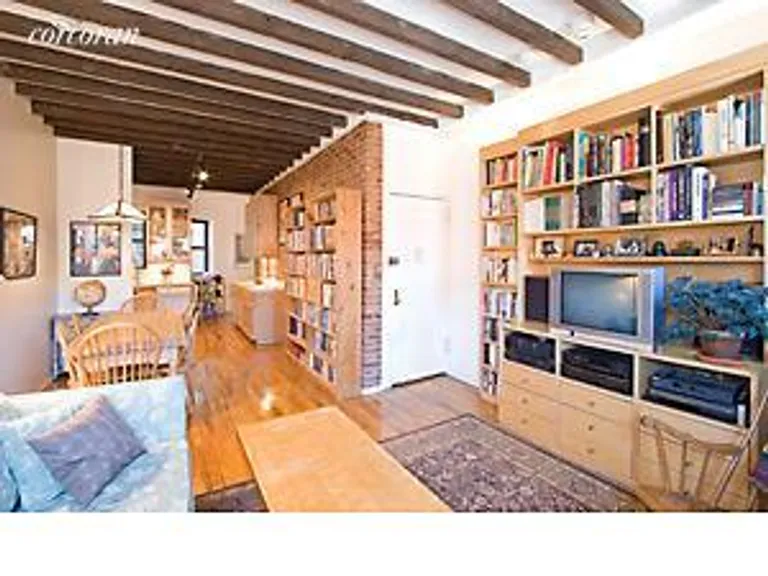 New York City Real Estate | View 372 8th Street, 2L | 2 Beds, 1 Bath | View 1
