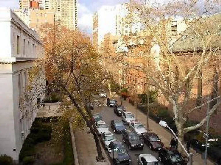 New York City Real Estate | View 108 Pierrepont Street, 10 | room 2 | View 3