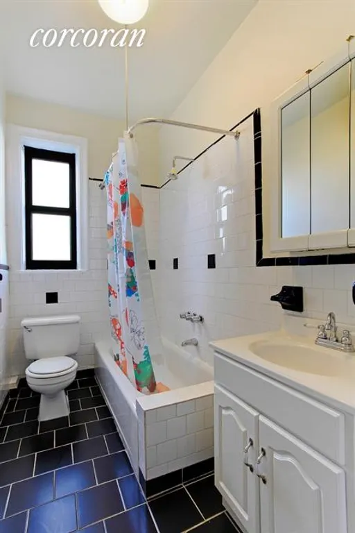 New York City Real Estate | View 61 Eastern Parkway, 5E | Bathroom | View 4