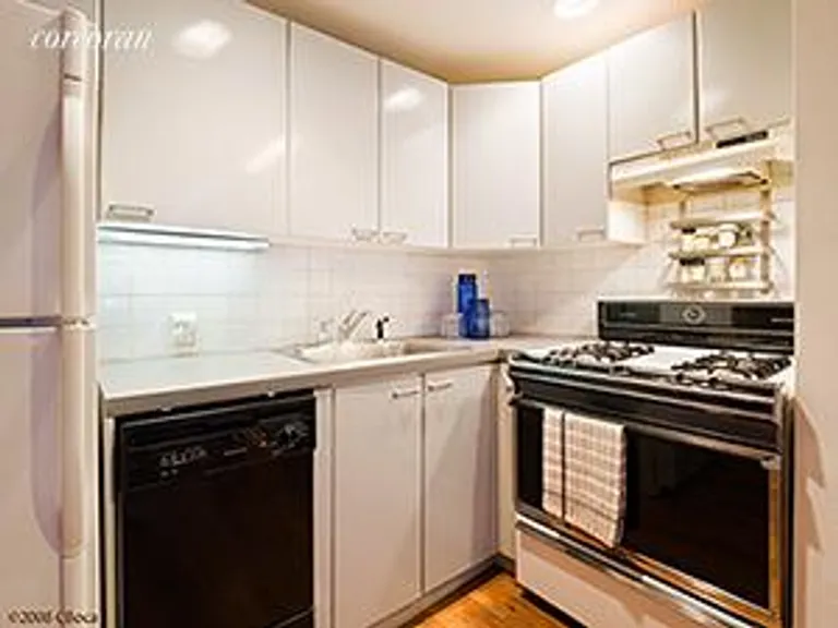 New York City Real Estate | View 438 Pacific Street, 1 | room 1 | View 2