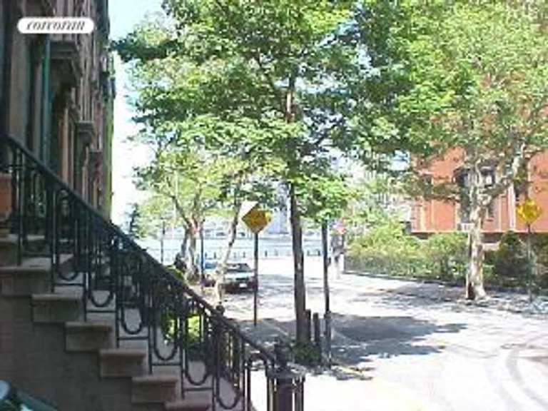 New York City Real Estate | View 24 Remsen Street, 2 | room 9 | View 10