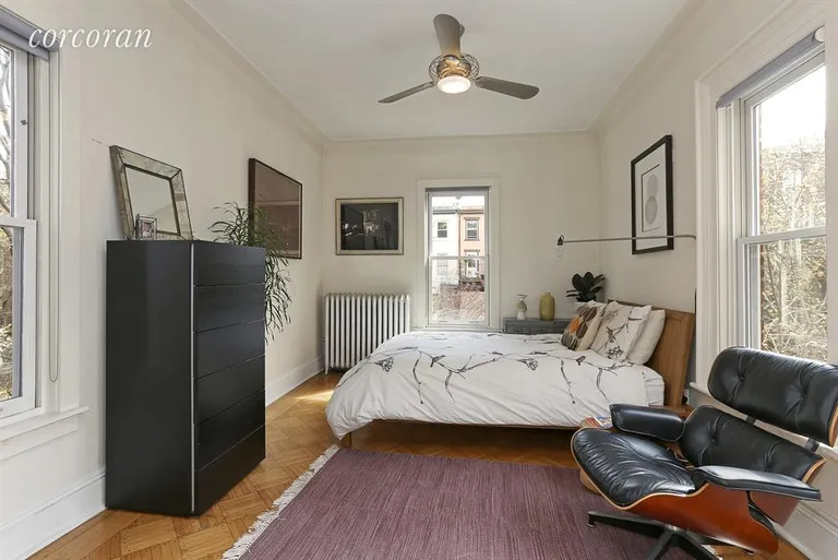 New York City Real Estate | View 21 South Portland Ave, 2R | Bedroom | View 8