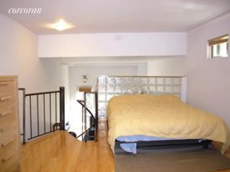 New York City Real Estate | View 211 Thompson Street, 4M | room 6 | View 7