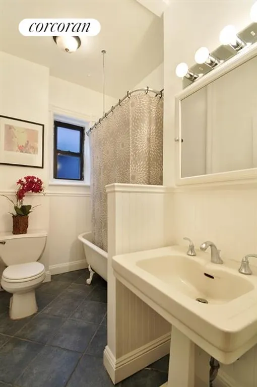 New York City Real Estate | View 115 West 96th Street, 9 | Bathroom | View 8